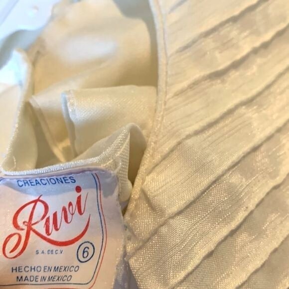 Ruffled Ruvi Girls Dress Size 6 Ivory Pleated Satin Sleeveless Formal Made In Me - Picture 2 of 8